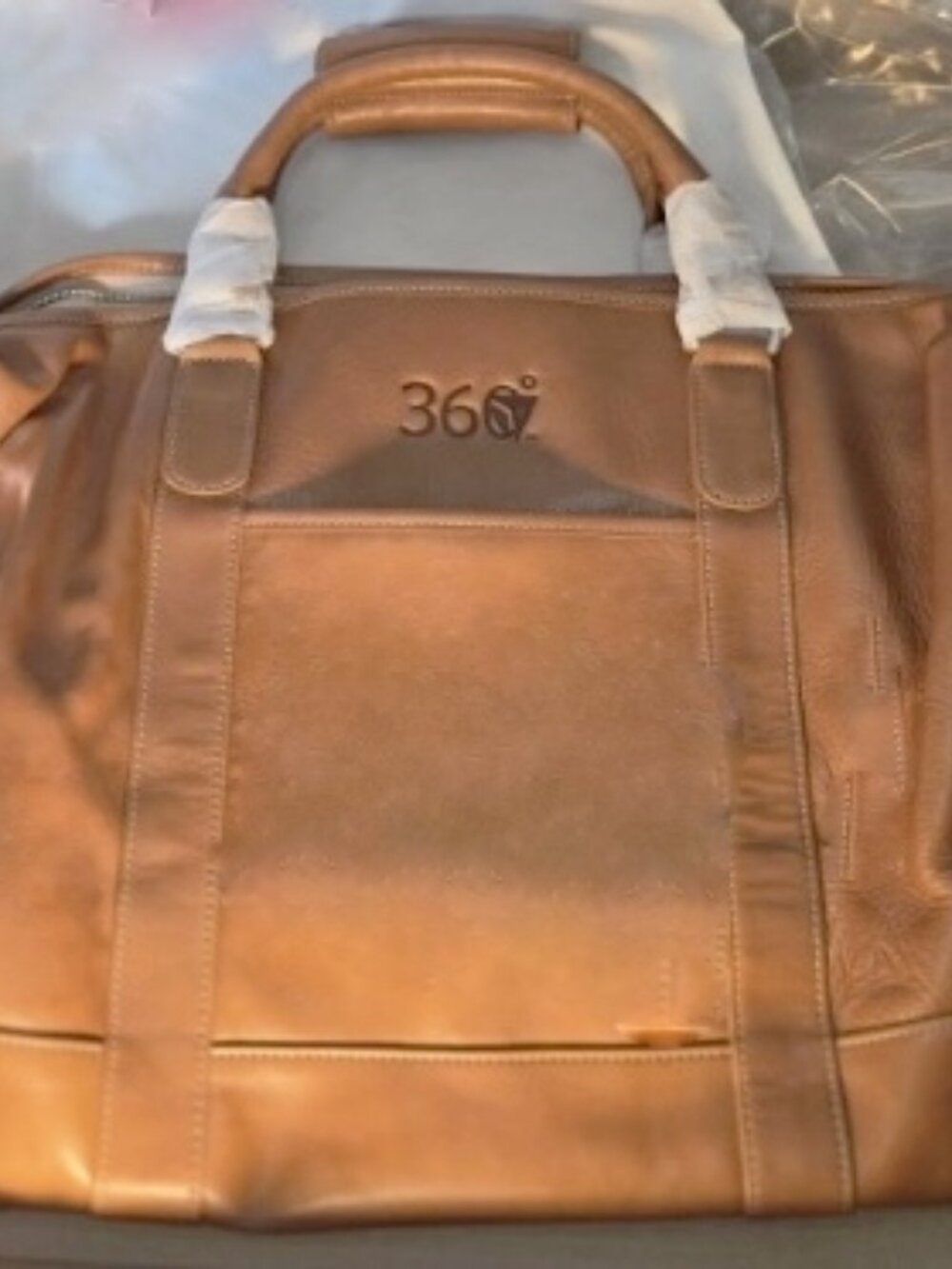 New $795 Barrington 360 Superb Leather Delta Cabin Duffle Travel Carry On Bag - Picture 3 of 7